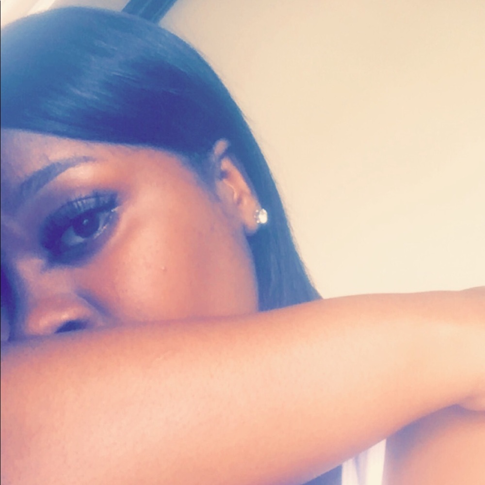 Meet your Posher, Ajane